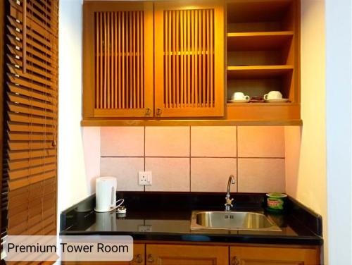 Φωτογραφία από το άλμπουμ του Alpine LXPD Premium Tower Room σε Πορτ Ντίξον