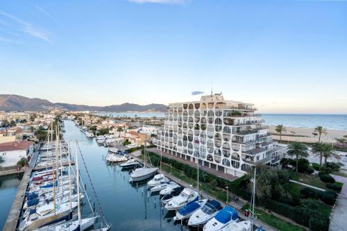 WELCS APARTAMENTO 101 EMP con vistas al Mar