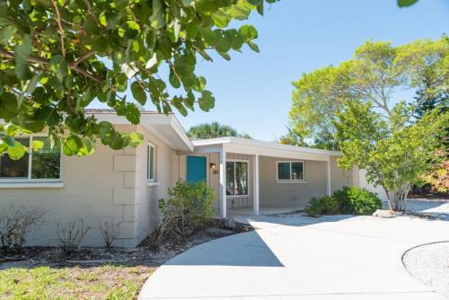Gallery image of 265 Gladiolus Home in Anna Maria