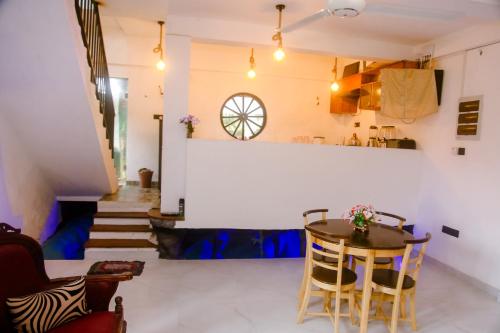 Gallery image of St Kilda Hotel & Restaurant in Ahangama