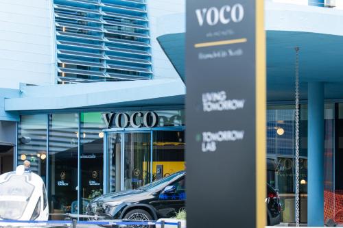 ビルボールデにあるvoco Brussels City North, an IHG Hotelのボゴタ商人前の看板