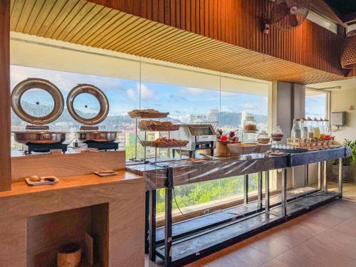 Mad på hotellet eller i nærheden