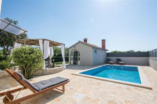 Villa Ana