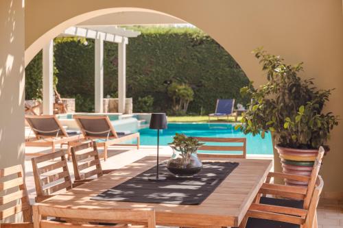 Πισίνα στο ή κοντά στο Sarlata Villas