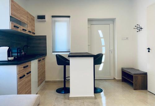 Judith Apartman III.