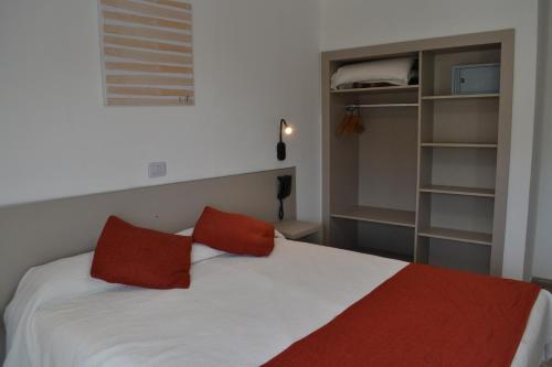 Postel nebo postele na pokoji v ubytování Gran Hotel Fontainebleau