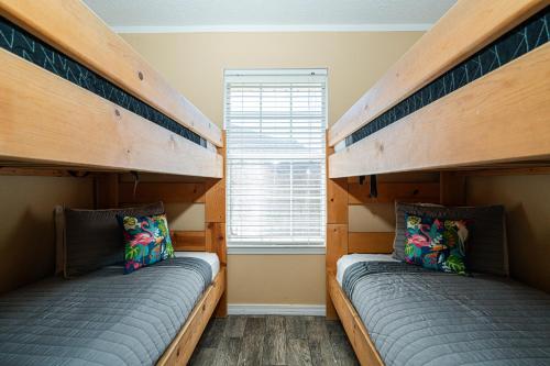 WINDSTARR DESTIN- Golf Cart Included, One level, Close to beach, Pet friendly photo 28
