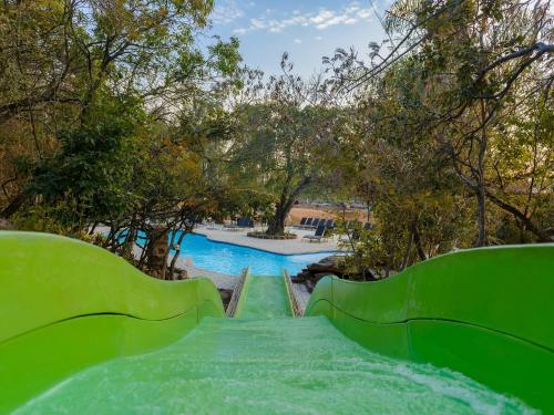 Bazén v ubytování Waterberg Game Park nebo v jeho okolí