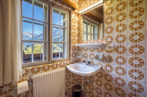 Kylpyhuone majoituspaikassa Ferienhaus Oberschneider