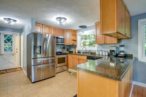 Gallery image of Gilford Getaway with Mountain Views and Fire Pit! in Gilford