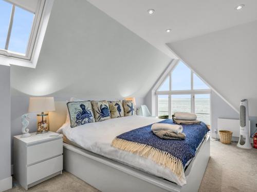 Pass the Keys Luxury Beachfront Home