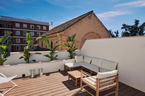 San Nicolas Luxury Home with prívate terrace