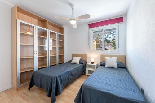 797 HOLIDAY RENTALS- Espectacular piso para 6 con vistas al mar
