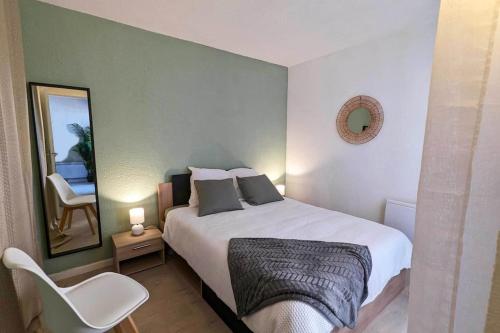 Vue imprenable sur le port -CLIM- moderne central