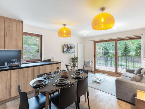 Appartement familial skis aux pieds à Courchevel - 6 personnes, confort moderne - FR-1-563-109