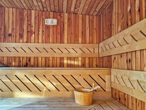 Gambar di galeri bagi Nad Zalew dom z basenem letnim, jacuzzi i sauną, jezioro i trasa Velo Czorsztyn w pobliżu di Sromowce Wyżne
