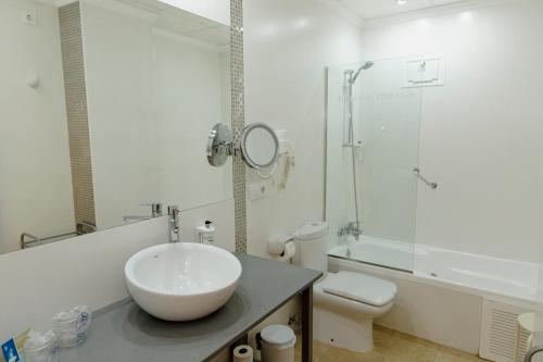 Ванная комната в Hotel MR Costa Blanca