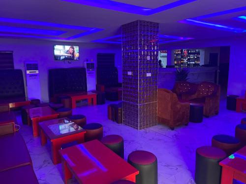 Our Hills Hotel & Suites – Photos 3