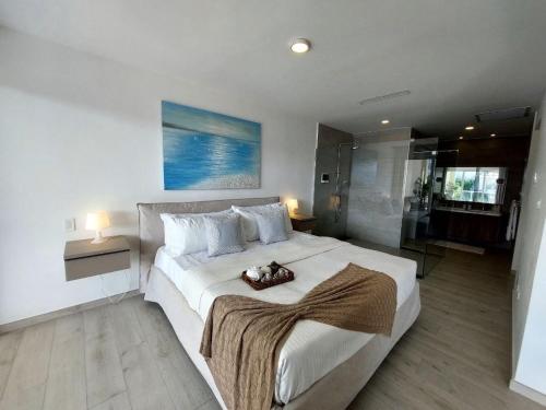 Beach Haven 1BDR Condo Paseo Playa Coral - 305