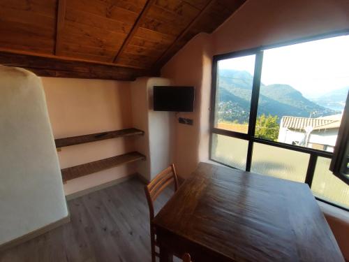 Nespecifikovaný výhled na hory nebo výhled na hory při pohledu z bed and breakfast