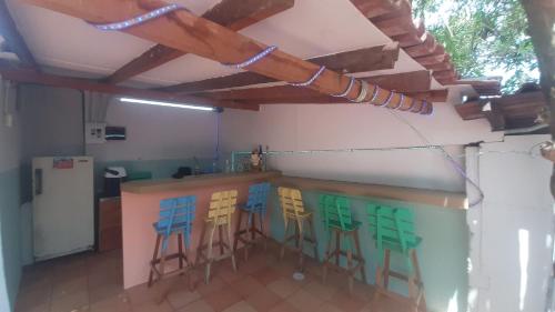 Una cocina o zona de cocina en Tropical House Club BnB and Events, Salgar, Puerto Colombia