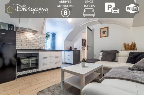 Appart the Parisian Charm near Disney