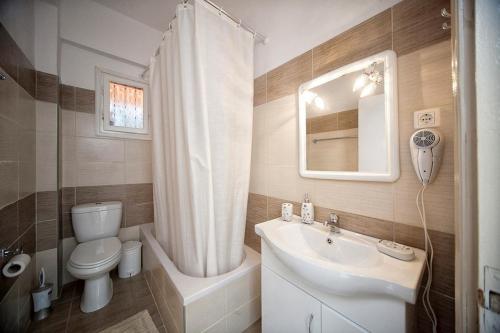 Kúpeľňa v ubytovaní Joanna Sea View Apartments