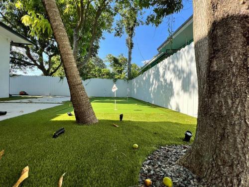 Stylish 2/1 centrally located! photo 14