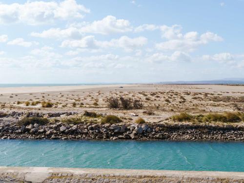 Gruissan: Studio Mezzanine proche plage, animaux et parking - FR-1-409-168