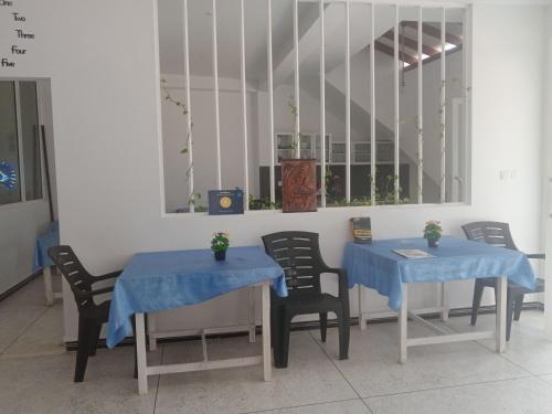 Ein Sitzbereich in der Unterkunft Moon Light Guest