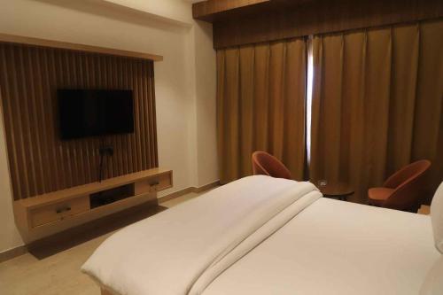 TV a/nebo společenská místnost v ubytování Golden Stone Resorts