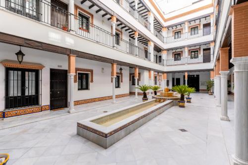 Center of Seville! Luxury apartment in Sevillian Manor House!