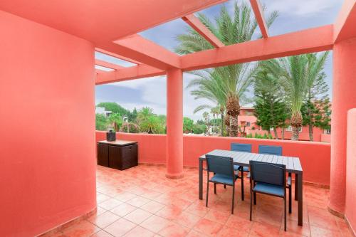 A&N Beach Access Apartment with Pools & Terrace