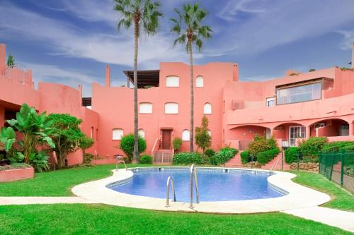 A&N Beach Access Apartment with Pools & Terrace