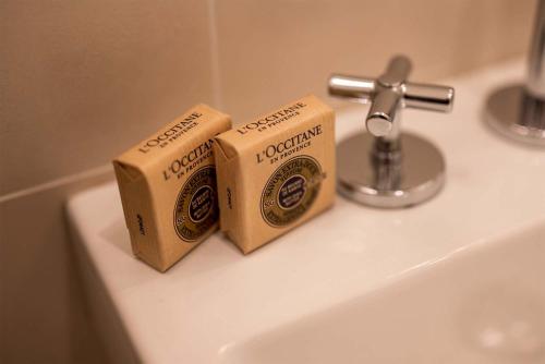 Photo de la galerie de l'établissement Madame Vacances Chalet Arolla, à Les Allues