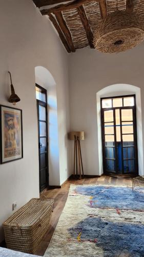 Katil atau katil-katil dalam bilik di Loft incroyable en médina
