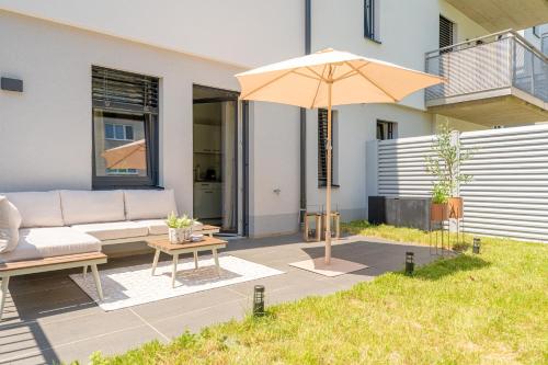 revLIVING Garden Suite am Steinertorにある庭