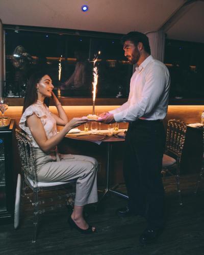 VIP Paris Yacht Hôtel & Spa