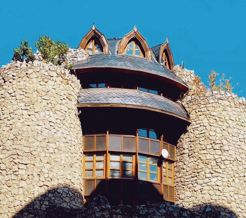 Deluxe Swan Stone Castle Apartment