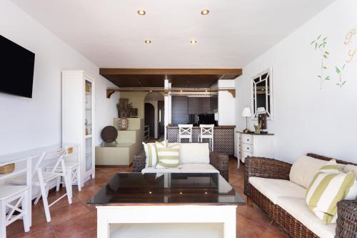 Charm apartment, Paradise suites by Anne Adeje