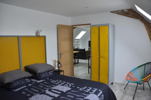 Postel nebo postele na pokoji v ubytování habitation style industruel