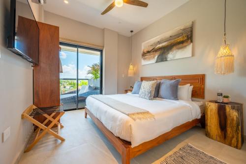 Postel nebo postele na pokoji v ubytování Kippal - Modern Oasis - ApartHotel