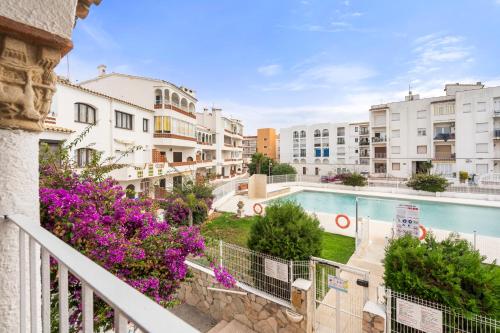 WELCS APARTAMENTO 102 EMP con Piscina