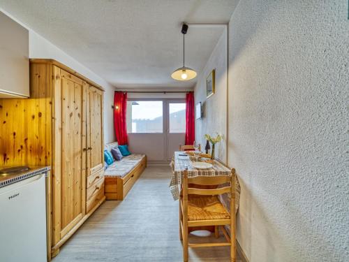 Apartment Vanoise 172 by Interhome