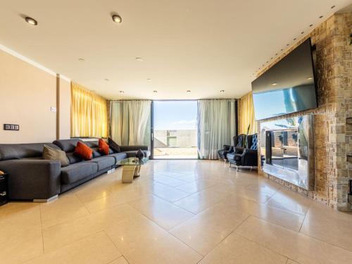 Posezení v ubytování Holiday Home Masia Blanca by Interhome