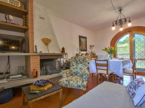 A seating area at Holiday Home Allodola by Interhome