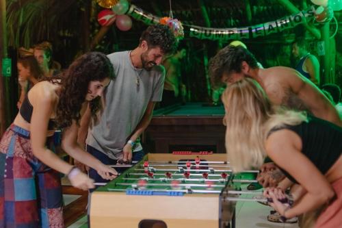 Επισκέπτες που μένουν στο El Zoo Hostel, Bar & Pool
