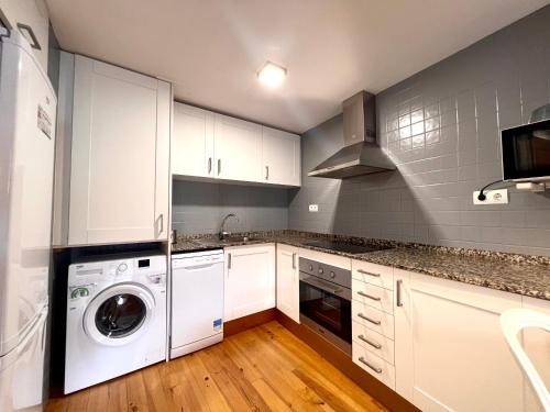 Η κουζίνα ή μικρή κουζίνα στο Apartaments del Camp - L'Amfitriona