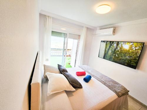 Luxury Sunset 408 heated pool with air condition and sea views