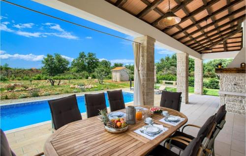 Villa Mary